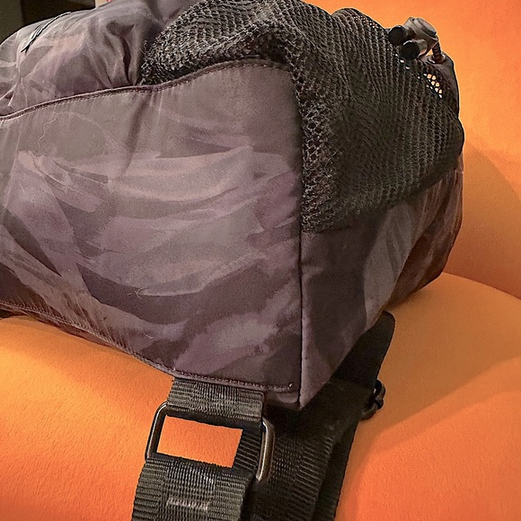 Victoria's Secret Purple Zebra Camo Cinch-Top Backpack 🎆 - Picture 8 of 17